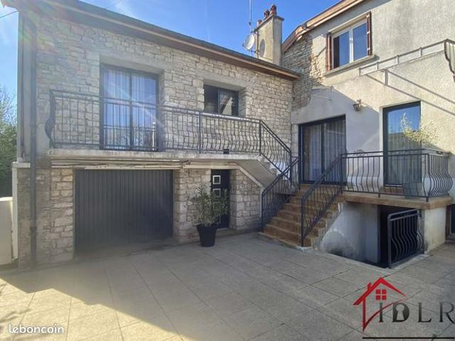 Maison 6 pièces 138 m²