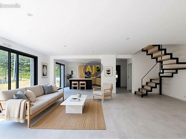 Maison 6 pièces 138 m²