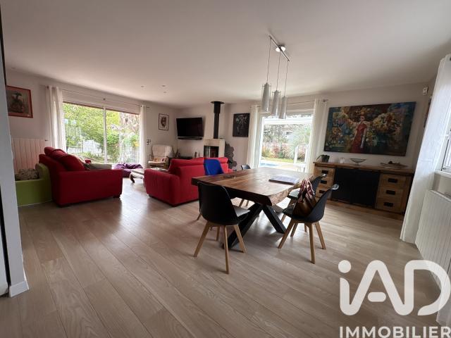 Maison 6 pièces 138 m²