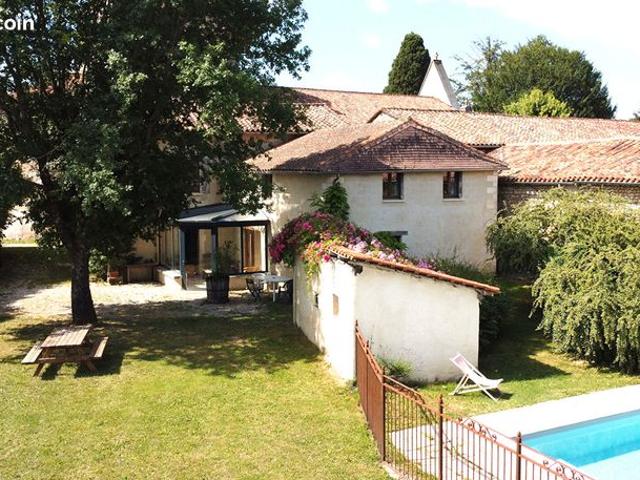Maison 6 pièces 138 m²