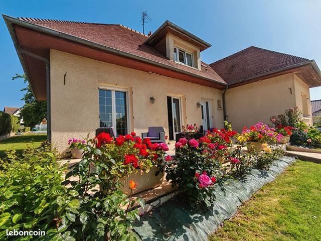 Maison 6 pièces 138 m²