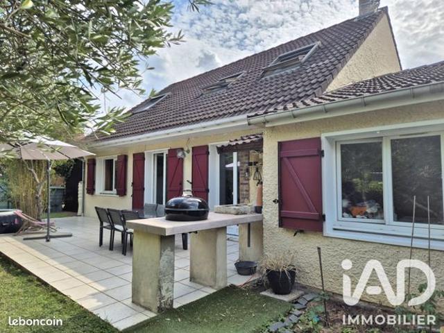 Maison 6 pièces 138 m²