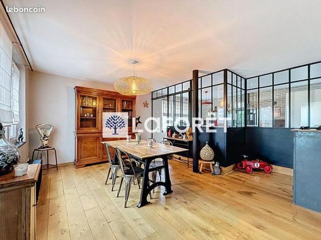 Maison 6 pièces 138 m²
