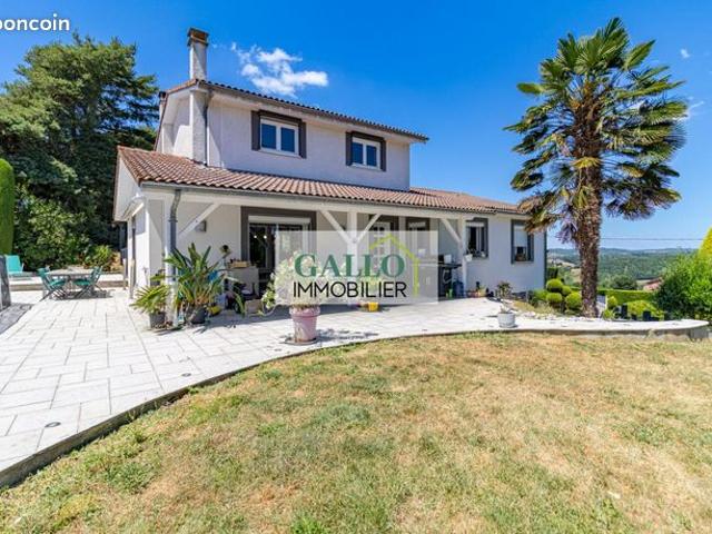 Maison 6 pièces 138 m²