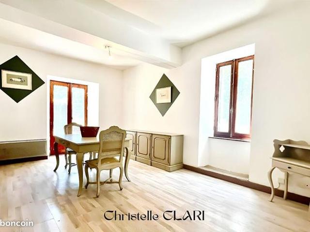 Maison 6 pièces 138 m²