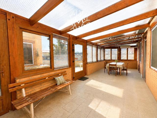 Maison 6 pièces 138 m²