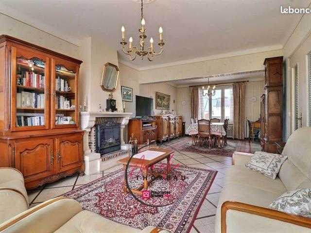 Maison 6 pièces 138 m²