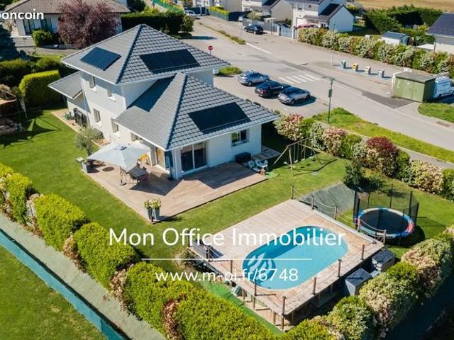 Maison 6 pièces 138 m²