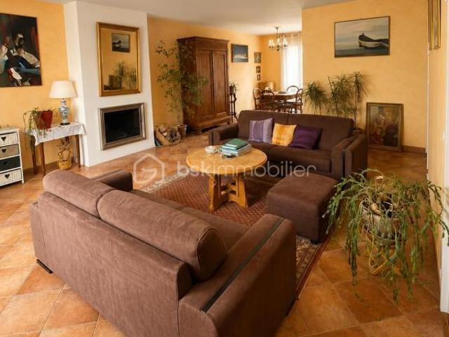 Maison 6 pièces 138 m²