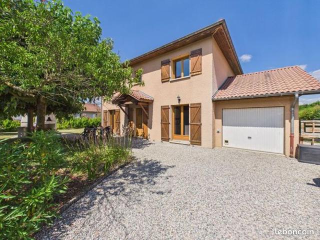 Maison 6 pièces 138 m²