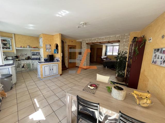 Maison 6 pièces 138 m²