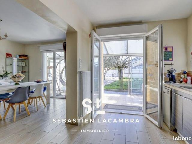 Maison 6 pièces 139 m²