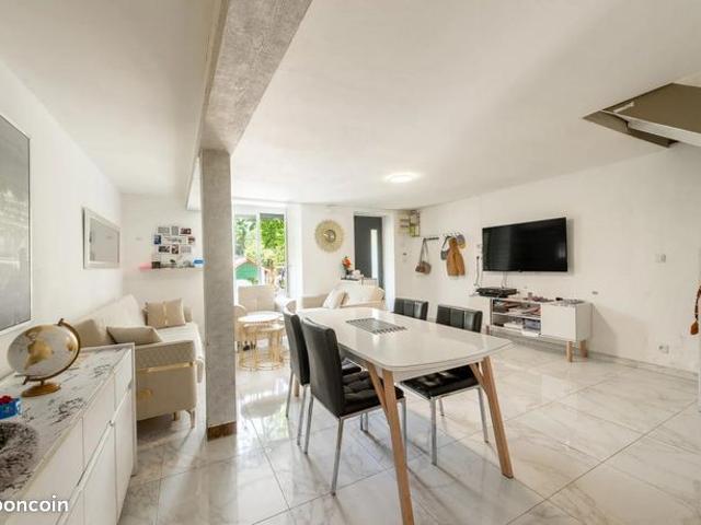 Maison 6 pièces 139 m²