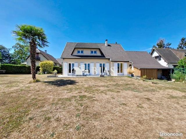 Maison 6 pièces 139 m²