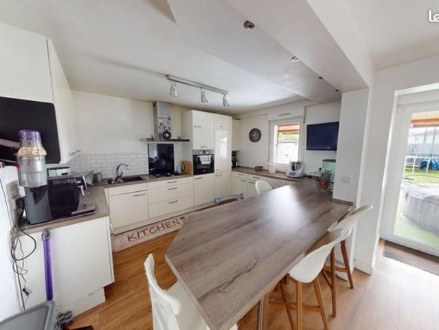Maison 6 pièces 139 m²