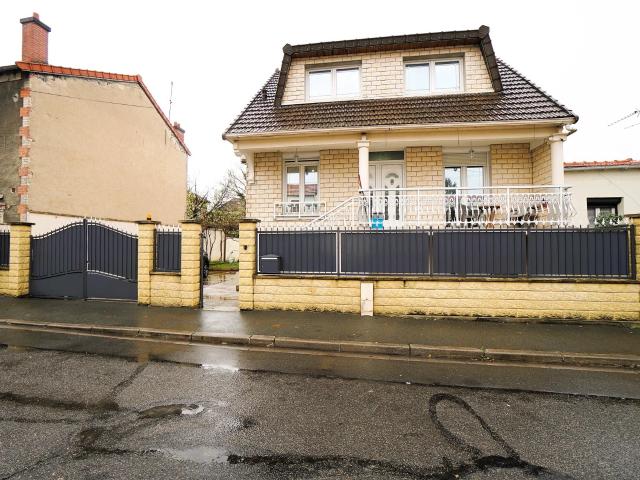 Maison 6 pièces 139 m²