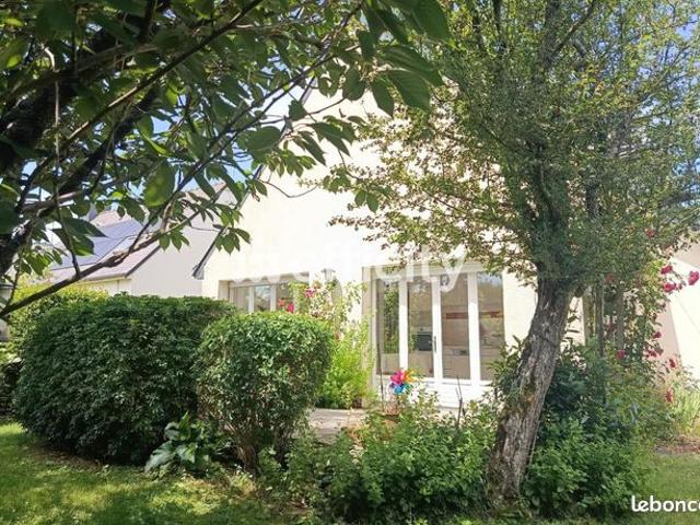 Maison 6 pièces 139 m²