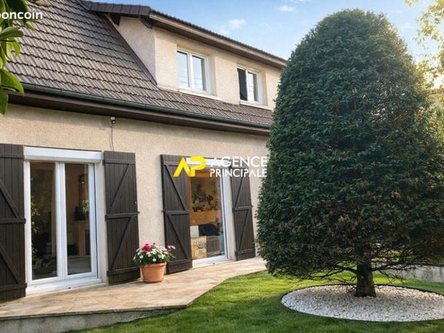Maison 6 pièces 139 m²