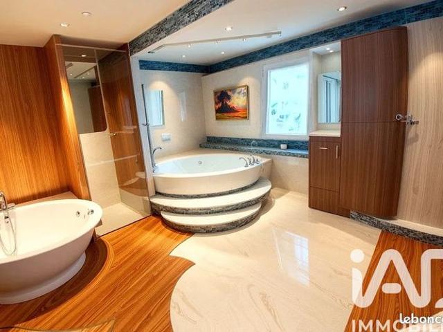 Maison 6 pièces 139 m²