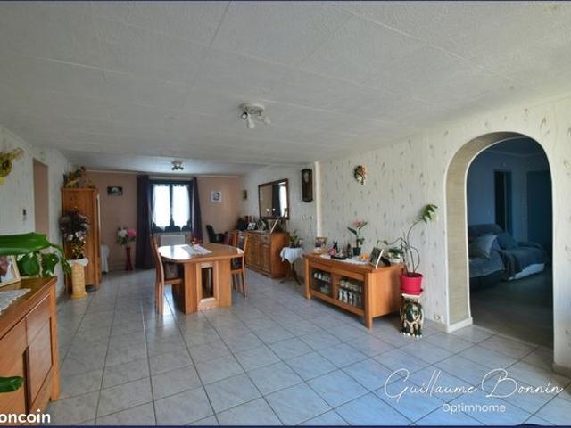 Maison 6 pièces 139 m²