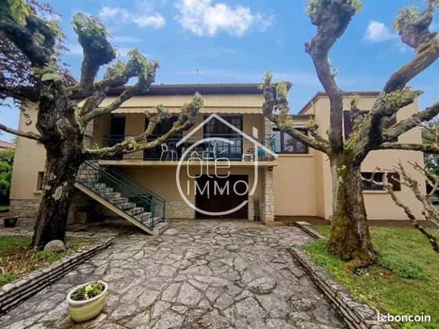 Maison 6 pièces 139 m²