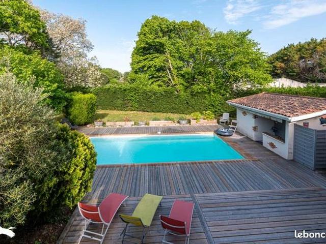 Maison 6 pièces 139 m²