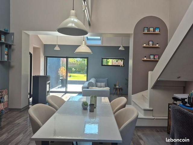 Maison 6 pièces 130 m²