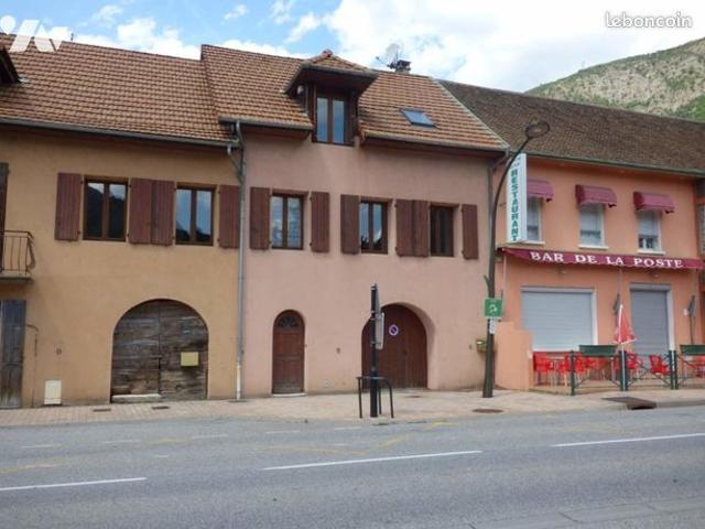 Maison 6 pièces 130 m²