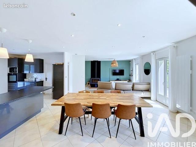 Maison 6 pièces 130 m²