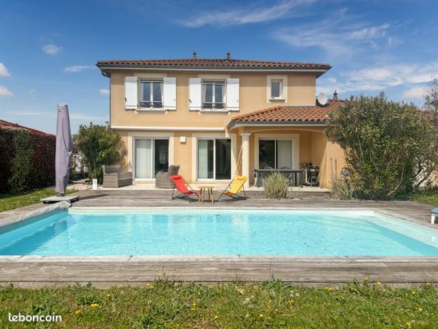 Maison 6 pièces 130 m²