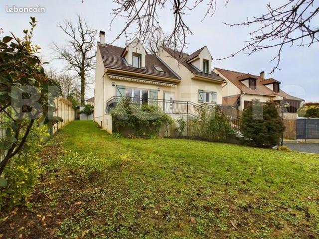 Maison 6 pièces 130 m²