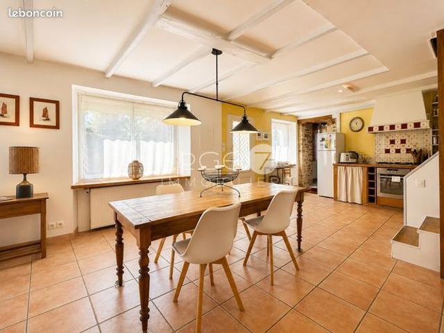 Maison 6 pièces 130 m²