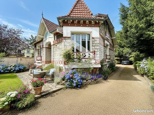 Maison 6 pièces 130 m²