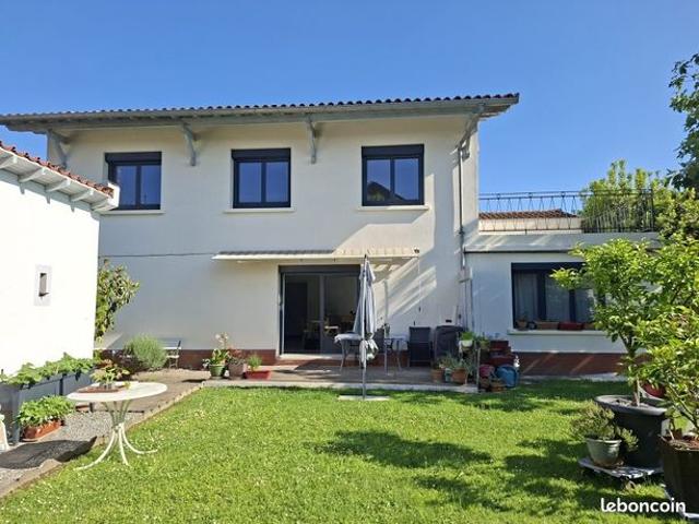 Maison 6 pièces 130 m²