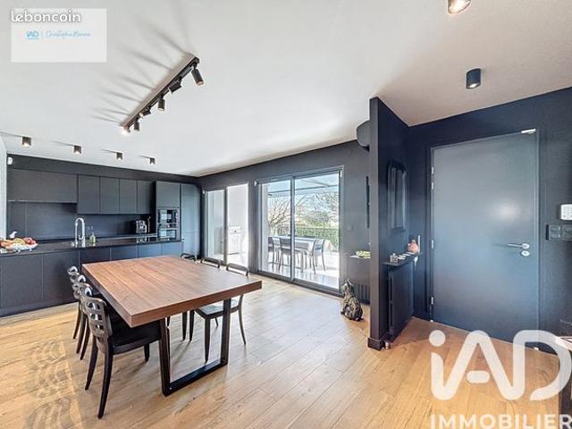 Maison 5 pièces 143 m²