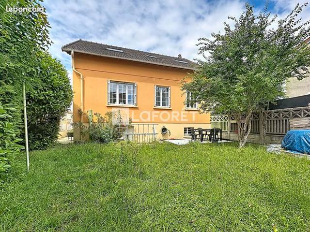 Maison 6 pièces 130 m²