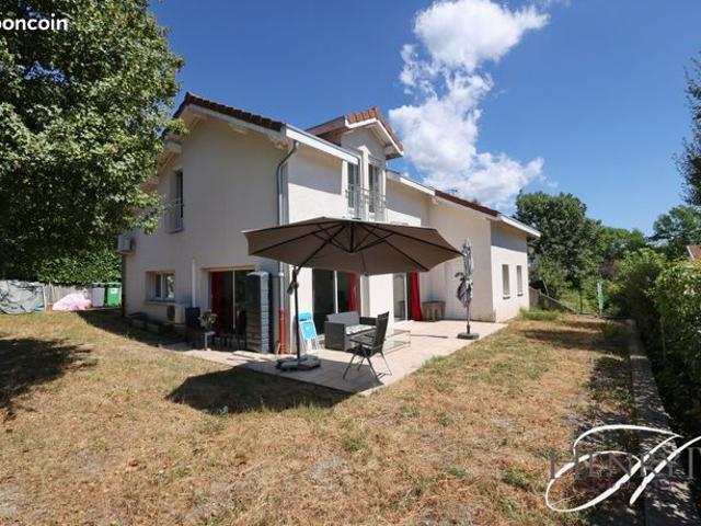 Maison 6 pièces 130 m²