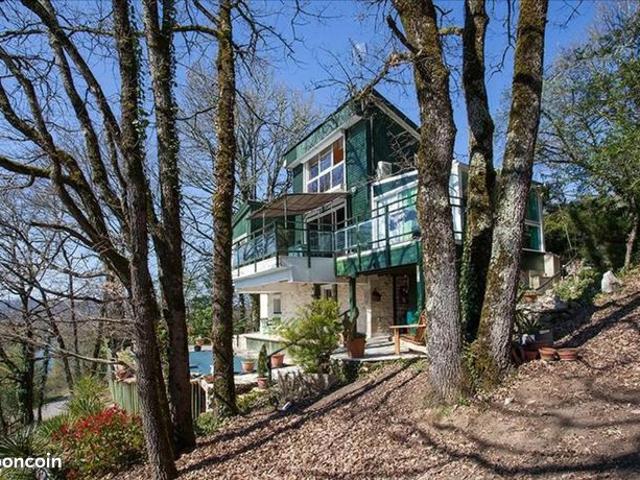 Maison 6 pièces 130 m²