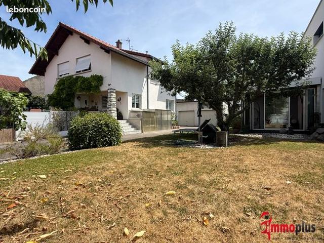 Maison 6 pièces 130 m²