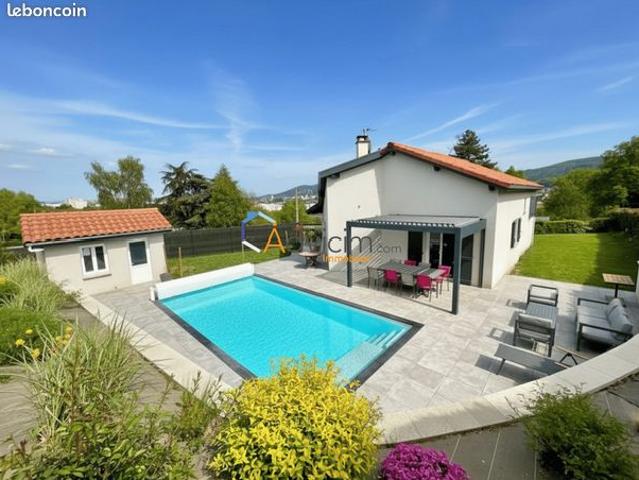 Maison 6 pièces 130 m²