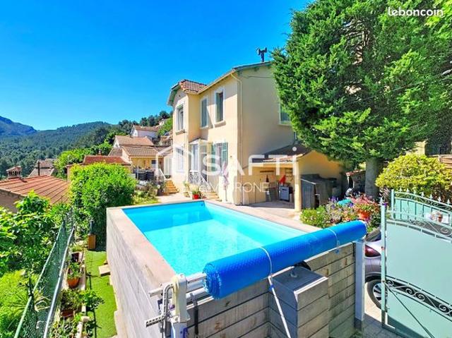 Maison 6 pièces 130 m²