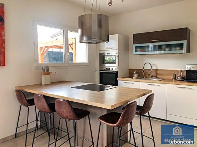 Maison 6 pièces 130 m²