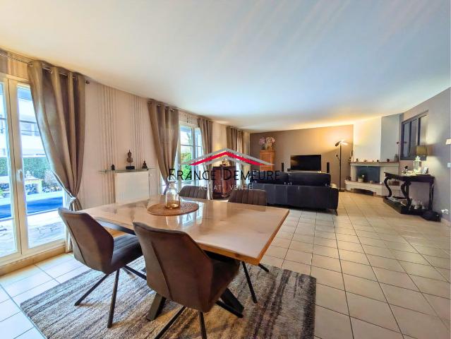 Maison 6 pièces 130 m²