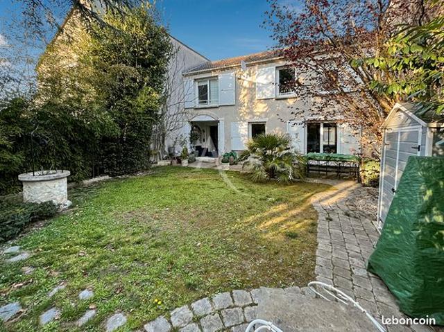 Maison 6 pièces 130 m²