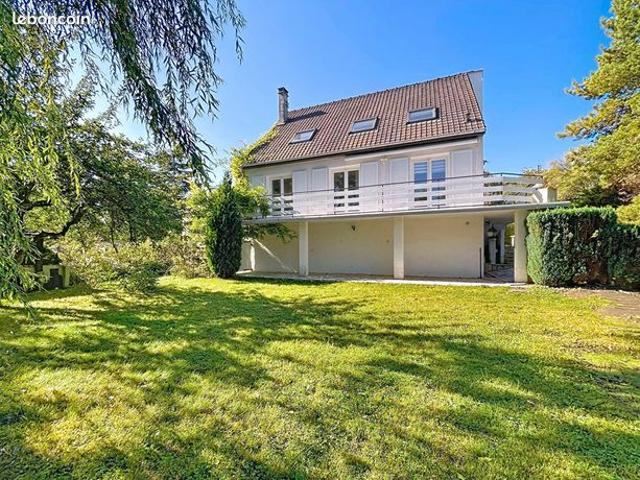 Maison 6 pièces 130 m²