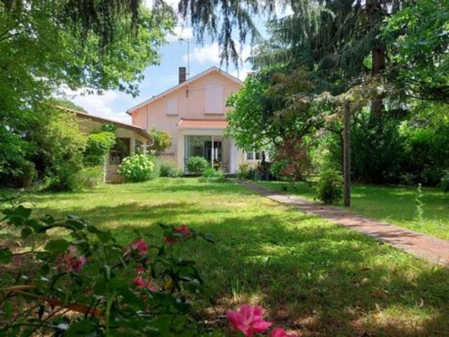 Maison 6 pièces 140 m²