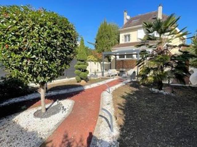 Maison 6 pièces 130 m²
