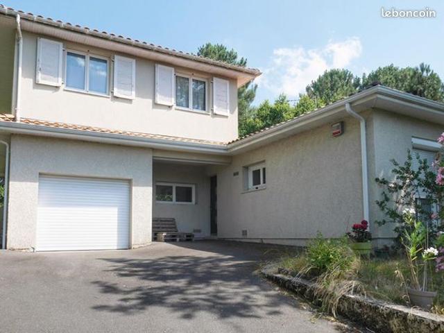 Maison 6 pièces 130 m²