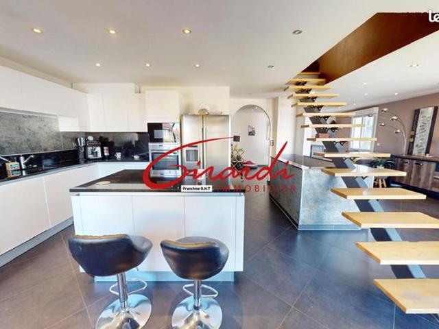 Maison 6 pièces 130 m²