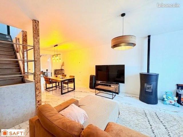 Maison 6 pièces 151 m²